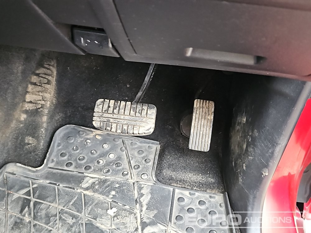 SUV 2008 Mitsubishi Shogun: picture 42