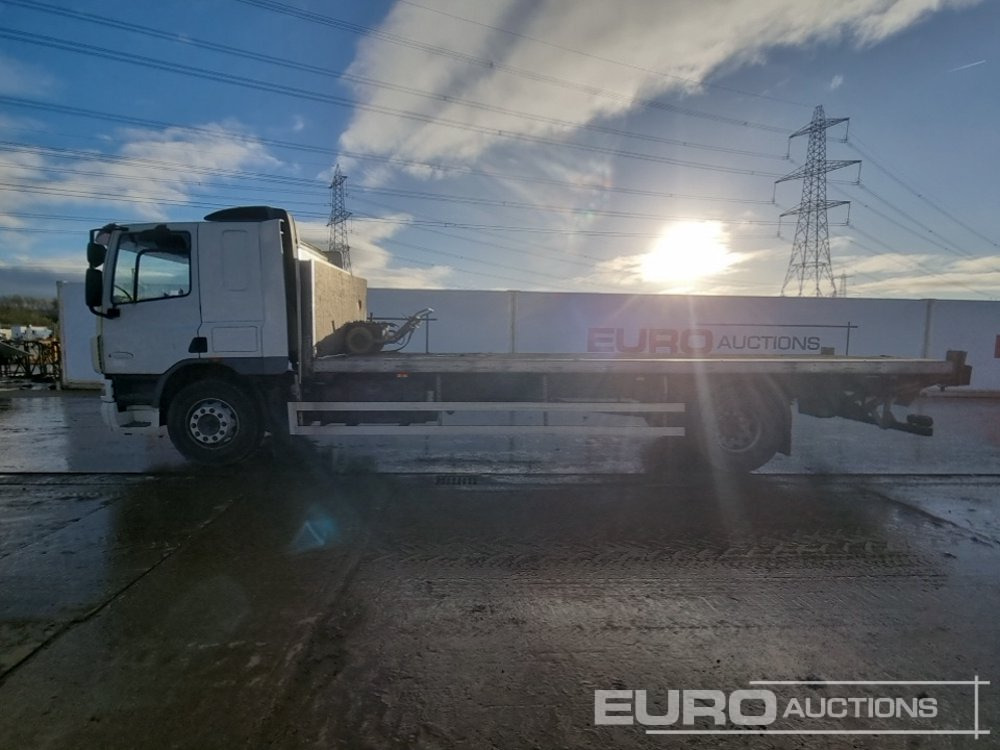 2010 DAF CF65.250 - Dropside/ Flatbed truck: picture 2 2010 DAF CF65.250 - Dropside/ Flatbed truck: picture 2