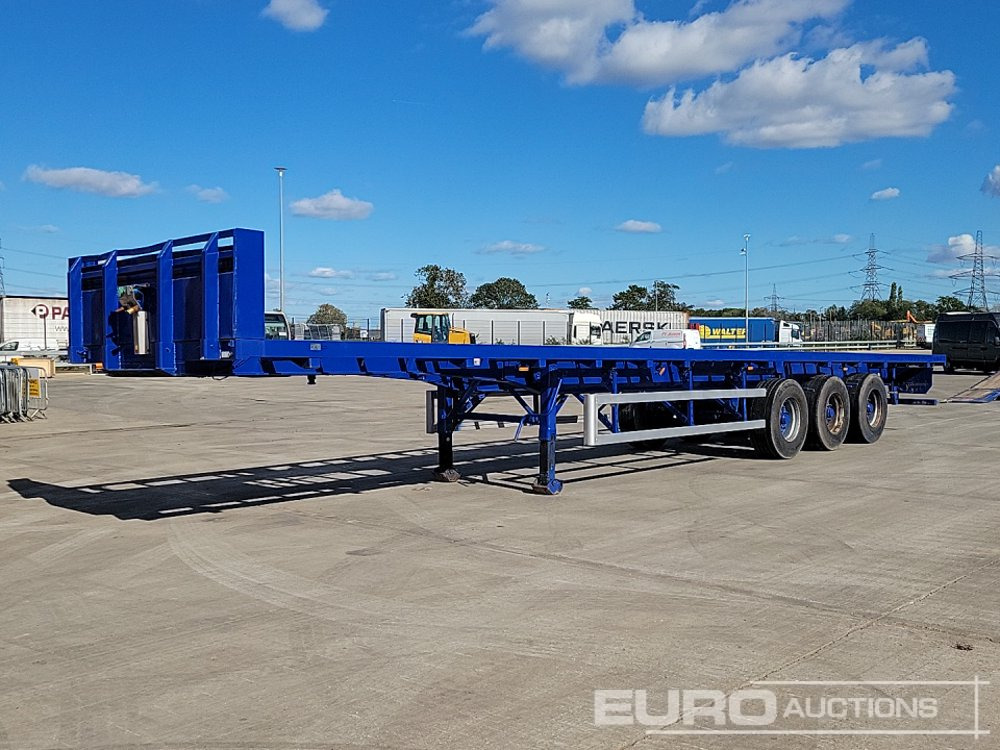 2010 SDC Tri Axle Flatbed Trailer - Dropside/ Flatbed semi-trailer: picture 1 2010 SDC Tri Axle Flatbed Trailer - Dropside/ Flatbed semi-trailer: picture 1