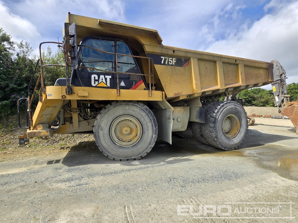 2011 CAT 775F - Rigid dumper/ Rock truck: picture 2 2011 CAT 775F - Rigid dumper/ Rock truck: picture 2