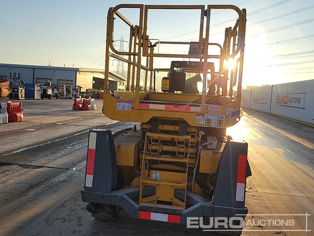 2013 Haulotte Compact 12DX - Aerial platform: picture 4 2013 Haulotte Compact 12DX - Aerial platform: picture 4