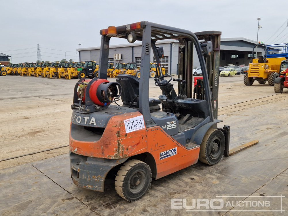2013 Toyota 02-8FGF25 - Forklift: picture 5 2013 Toyota 02-8FGF25 - Forklift: picture 5