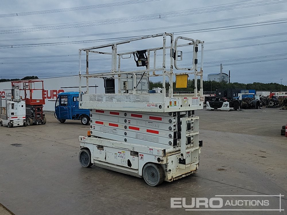 2015 Haulotte Compact 14 - Aerial platform: picture 3 2015 Haulotte Compact 14 - Aerial platform: picture 3