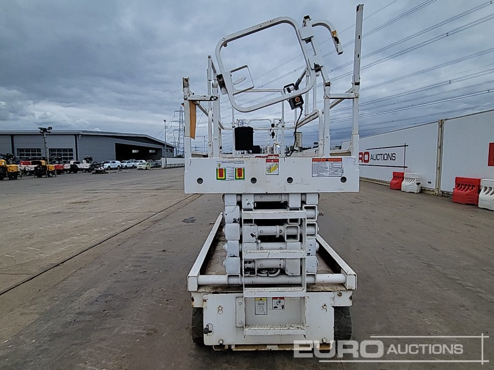 2015 Haulotte Compact 14 - Aerial platform: picture 4 2015 Haulotte Compact 14 - Aerial platform: picture 4