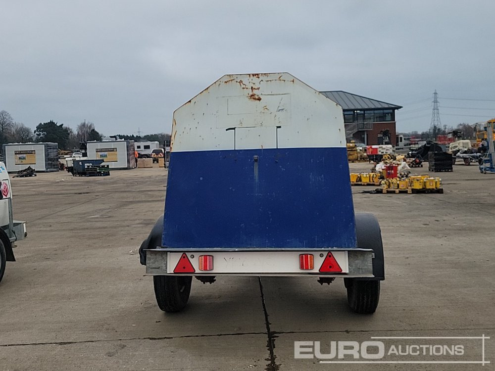 2015 Main 2000 Litre - Storage tank: picture 4 2015 Main 2000 Litre - Storage tank: picture 4