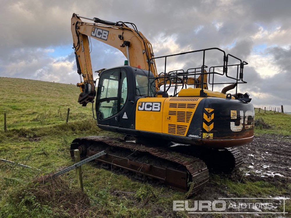 2017 JCB JS220LC - Crawler excavator: picture 3 2017 JCB JS220LC - Crawler excavator: picture 3