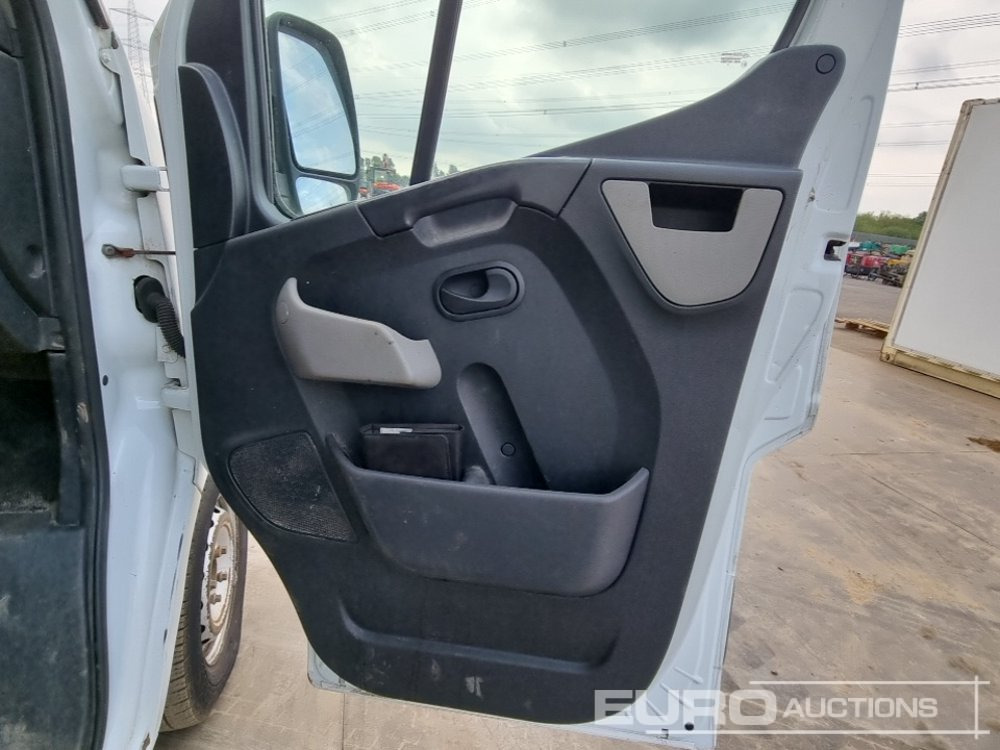 Box van 2017 Vauxhall Movano: picture 19