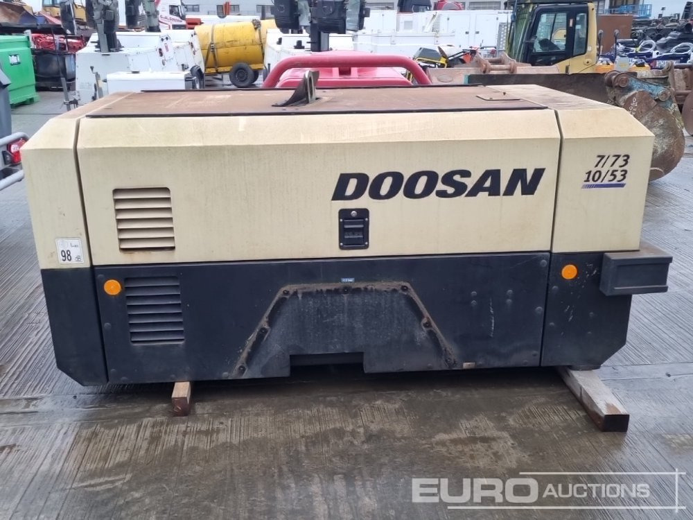 2019 Doosan 7/73-10/53 250CFM - Air compressor: picture 2 2019 Doosan 7/73-10/53 250CFM - Air compressor: picture 2