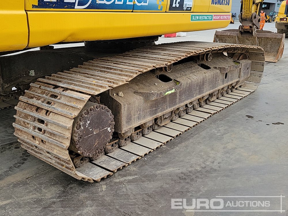 Crawler excavator 2019 Komatsu HB215LC-3: picture 17