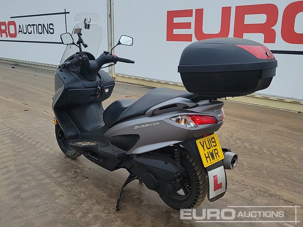 2019 Suzuki Burgman - Motorcycle: picture 3 2019 Suzuki Burgman - Motorcycle: picture 3