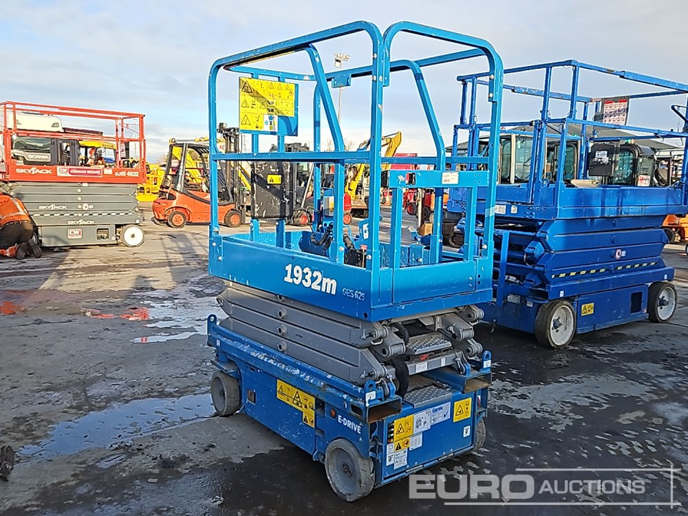 2022 Genie GS1932M - Aerial platform: picture 3 2022 Genie GS1932M - Aerial platform: picture 3