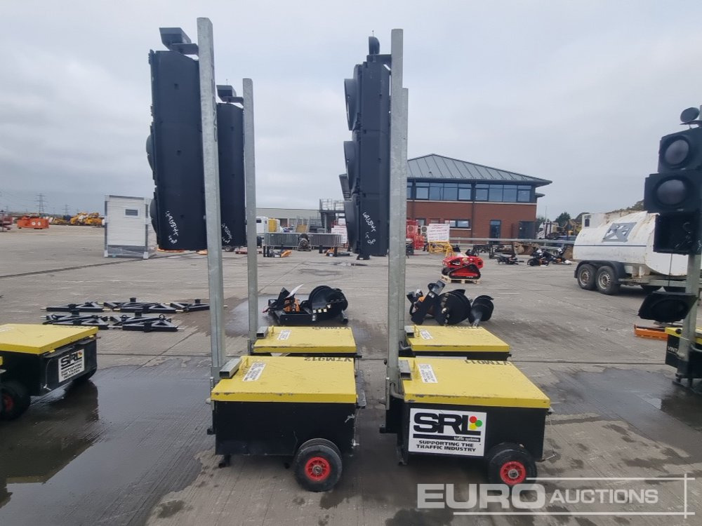 4 Way Traffic Light System - Construction equipment: picture 2 4 Way Traffic Light System - Construction equipment: picture 2