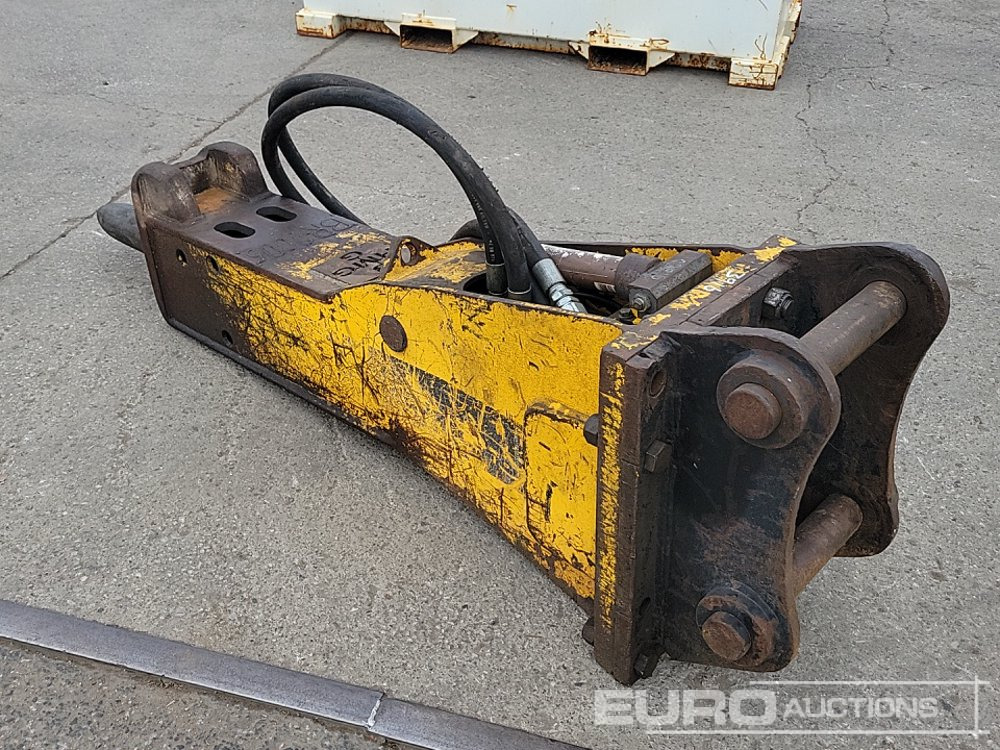 Atlas Copco MB4200 - Hydraulic hammer: picture 3 Atlas Copco MB4200 - Hydraulic hammer: picture 3