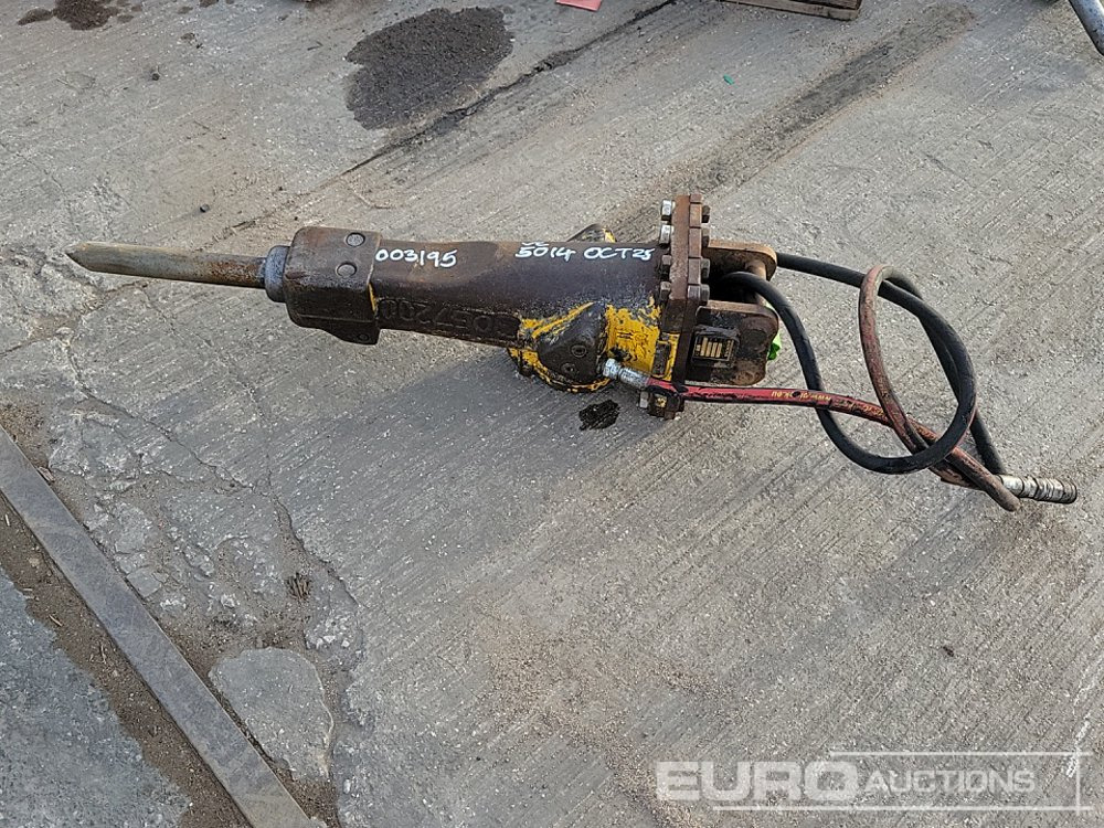 Atlas Copco SB102 - Hydraulic hammer: picture 2 Atlas Copco SB102 - Hydraulic hammer: picture 2