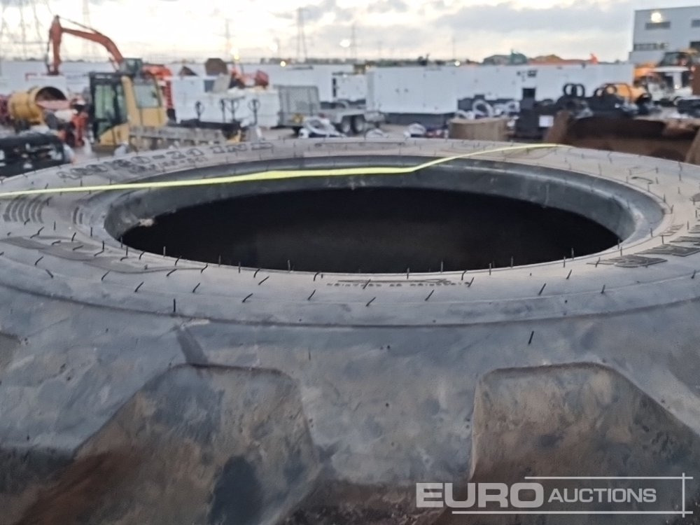 Tire BKT 400/80-24 Tyre (4 of): picture 13 Tire BKT 400/80-24 Tyre (4 of): picture 13