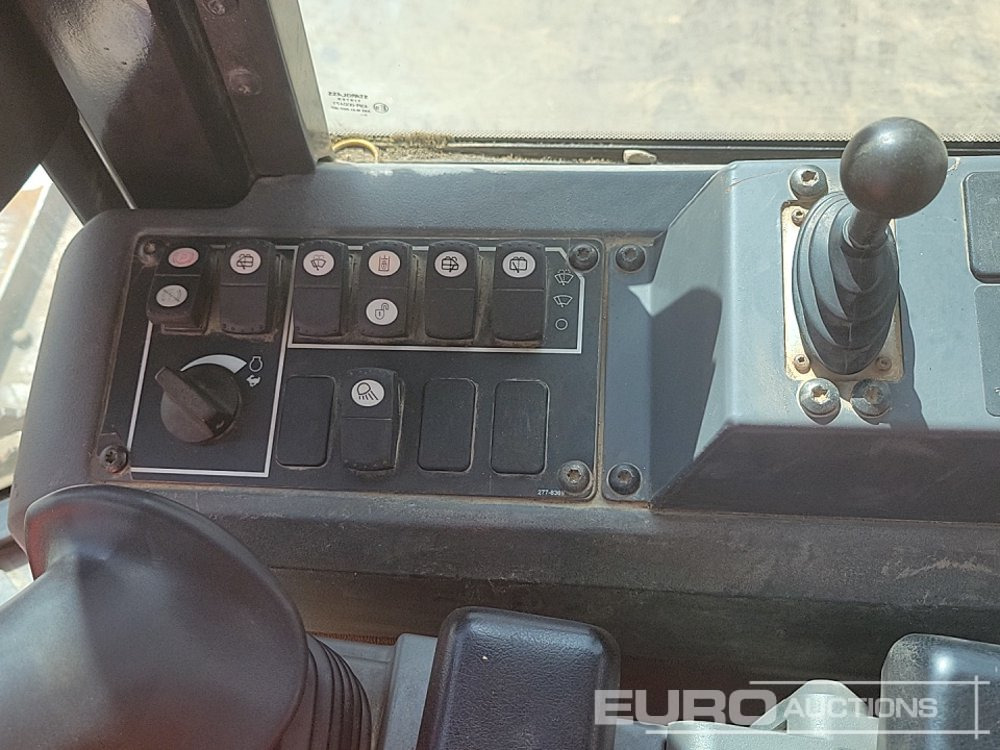 Bulldozer CAT D6K LGP: picture 46