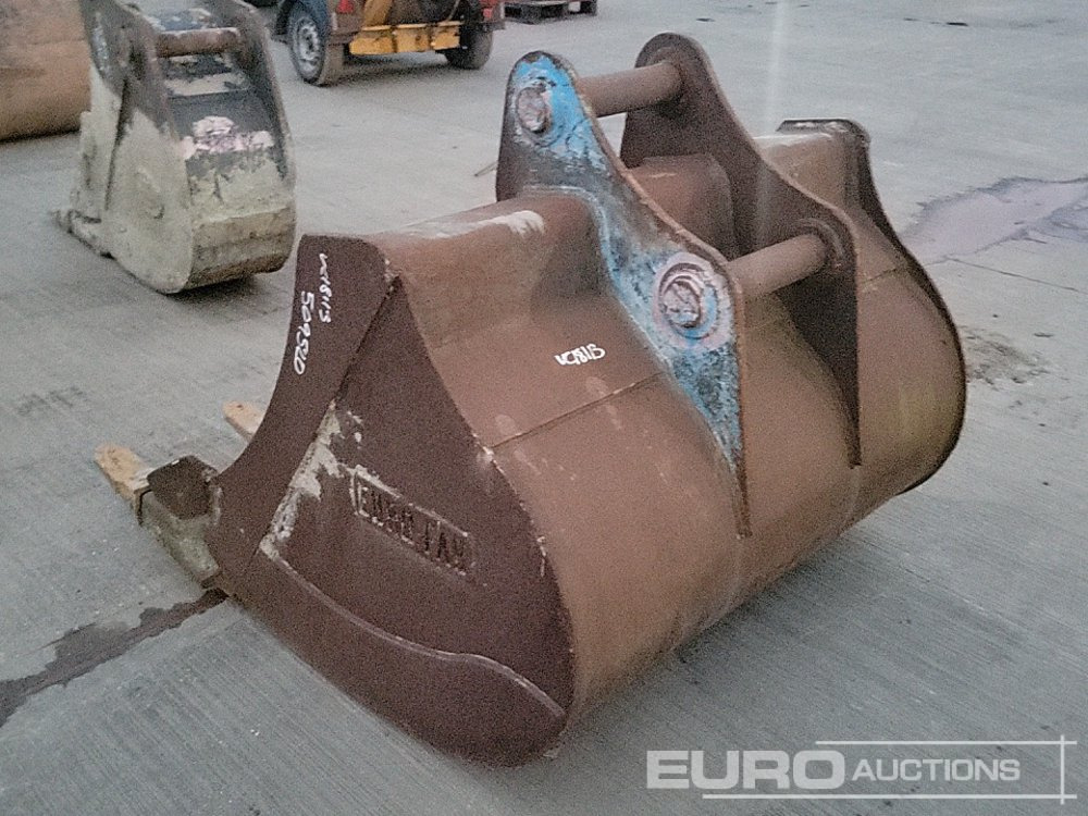Euro Fab 58" Digging Bucket 80mm Pin to suit 20 Ton Excavator - Bucket: picture 3 Euro Fab 58" Digging Bucket 80mm Pin to suit 20 Ton Excavator - Bucket: picture 3
