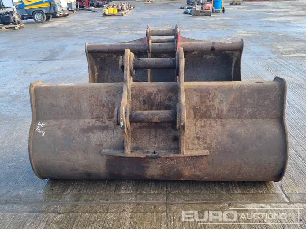 Geith 72" Ditching Bucket 80mm Pin to suit 20 Ton Excavator - Bucket: picture 4 Geith 72" Ditching Bucket 80mm Pin to suit 20 Ton Excavator - Bucket: picture 4