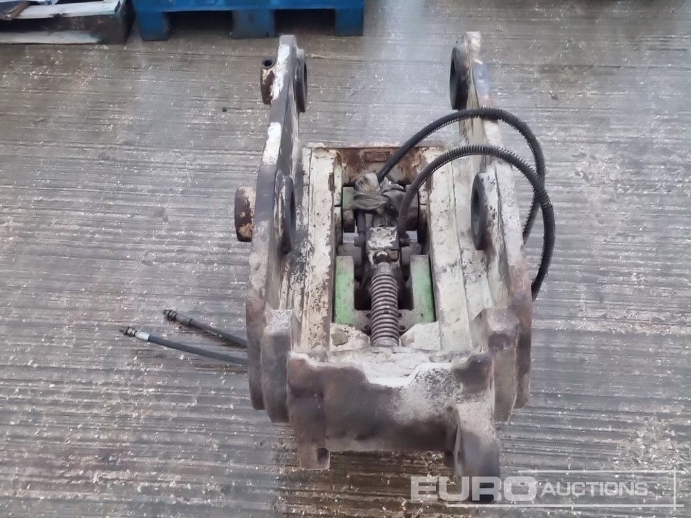 Geith Hydraulic Double Lock Quick Hitch 80mm Pin to suit 20 Ton Excavator - Quick coupler: picture 4 Geith Hydraulic Double Lock Quick Hitch 80mm Pin to suit 20 Ton Excavator - Quick coupler: picture 4