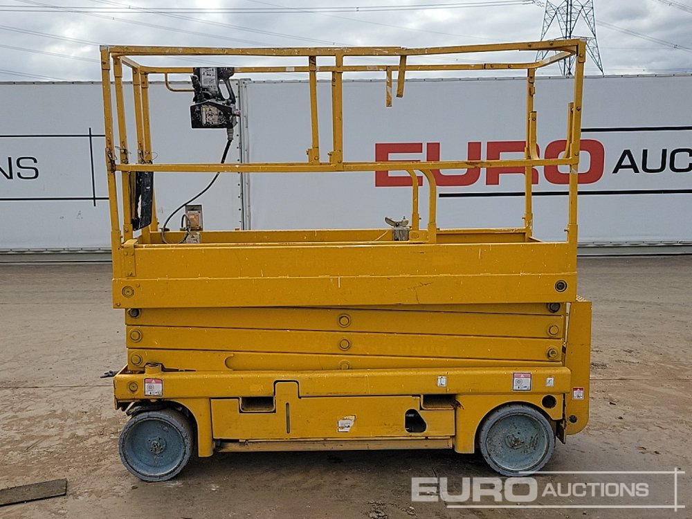 Haulotte Compact 8 - Aerial platform: picture 2 Haulotte Compact 8 - Aerial platform: picture 2