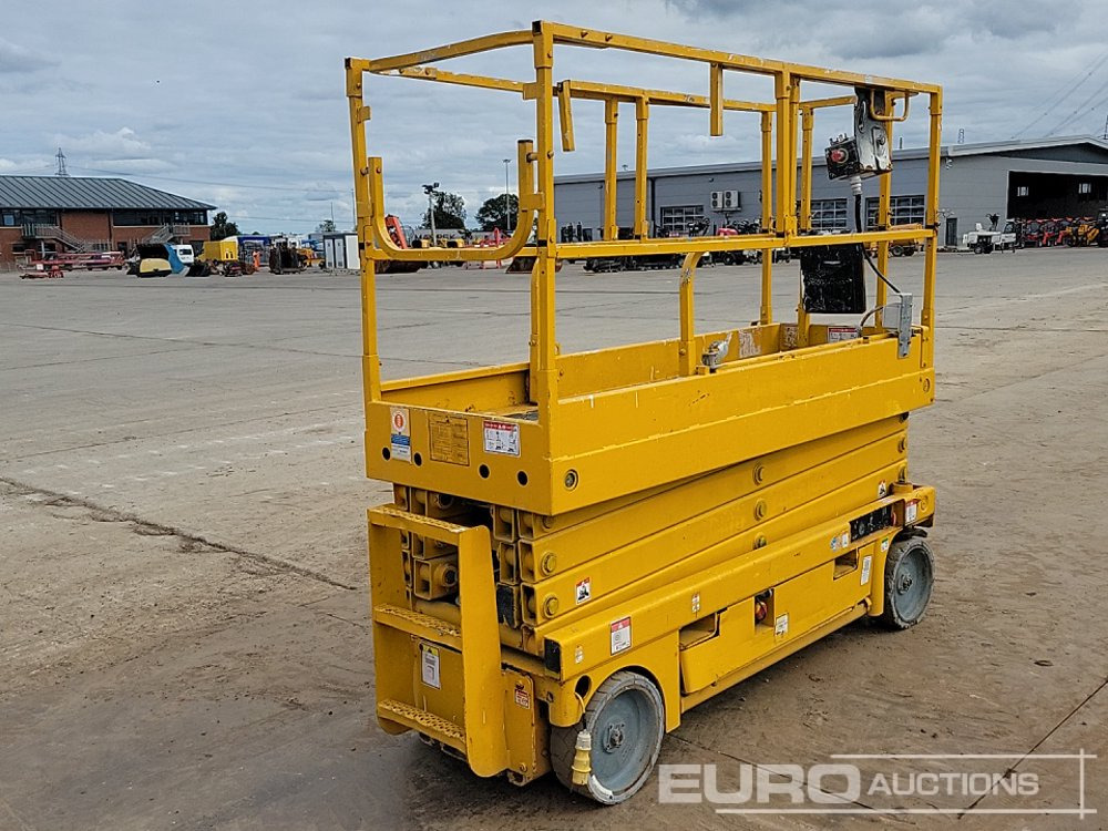 Haulotte Compact 8 - Aerial platform: picture 5 Haulotte Compact 8 - Aerial platform: picture 5