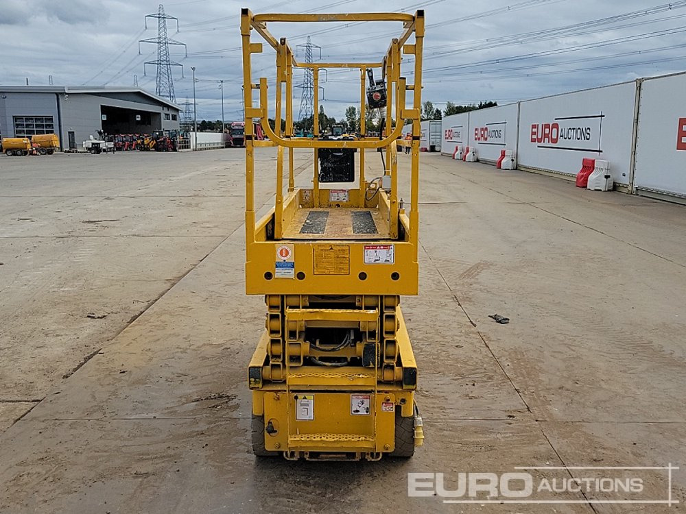 Haulotte Compact 8 - Aerial platform: picture 4 Haulotte Compact 8 - Aerial platform: picture 4