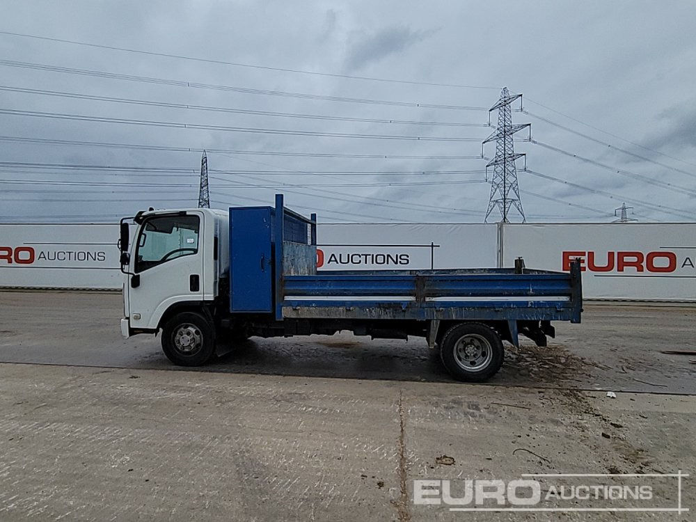 Isuzu 4x2 Dropside Tipper Lorry , Manual Gearbox - Tipper: picture 2 Isuzu 4x2 Dropside Tipper Lorry , Manual Gearbox - Tipper: picture 2
