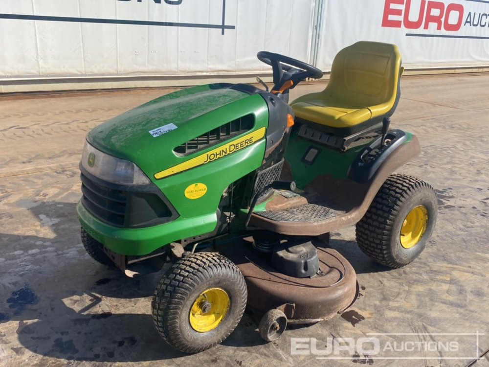 John Deere Petrol Ride On Lawnmower, Briggs & Stratton Engine - Garden mower: picture 1 John Deere Petrol Ride On Lawnmower, Briggs & Stratton Engine - Garden mower: picture 1