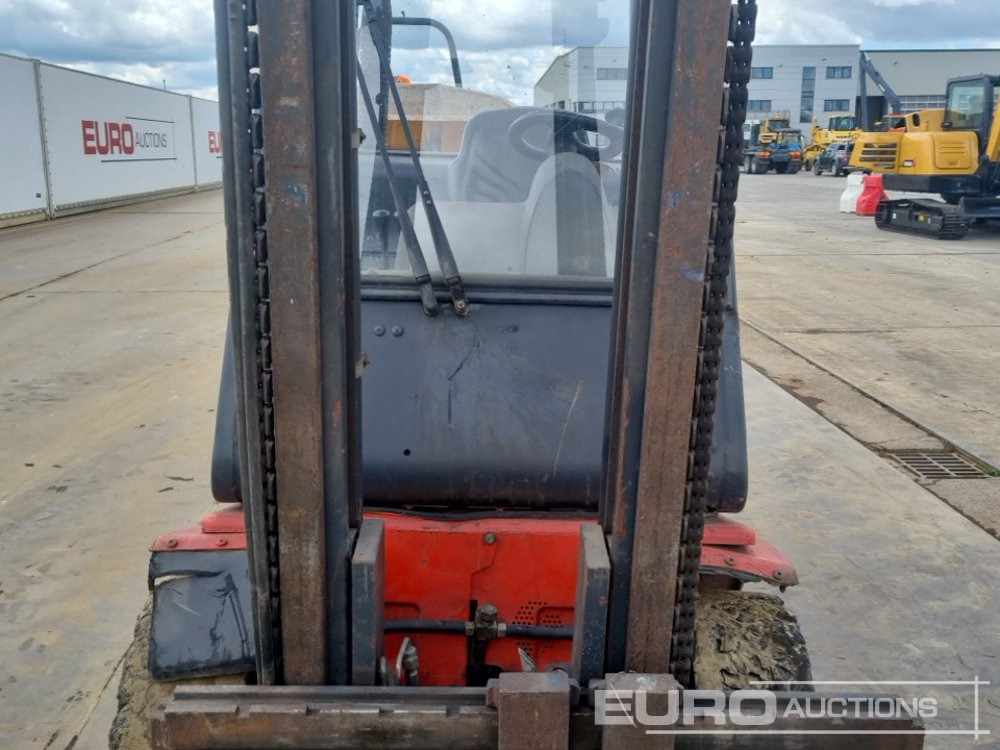 Forklift Linde H30T-03: picture 17
