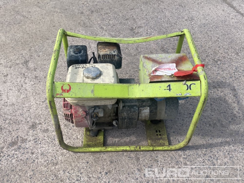 Pramac E4000 - Generator set: picture 2 Pramac E4000 - Generator set: picture 2