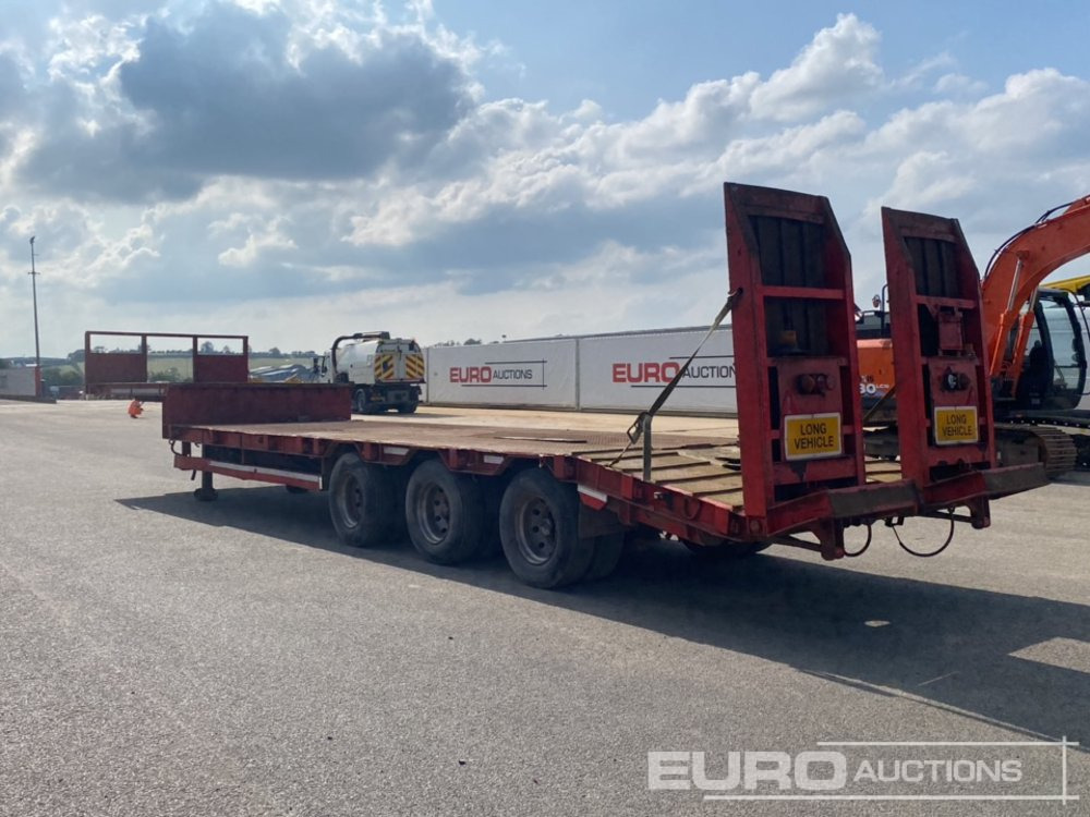Soughan Tri Axle Stepframe Low Loader, Ramps - Low loader semi-trailer: picture 4 Soughan Tri Axle Stepframe Low Loader, Ramps - Low loader semi-trailer: picture 4