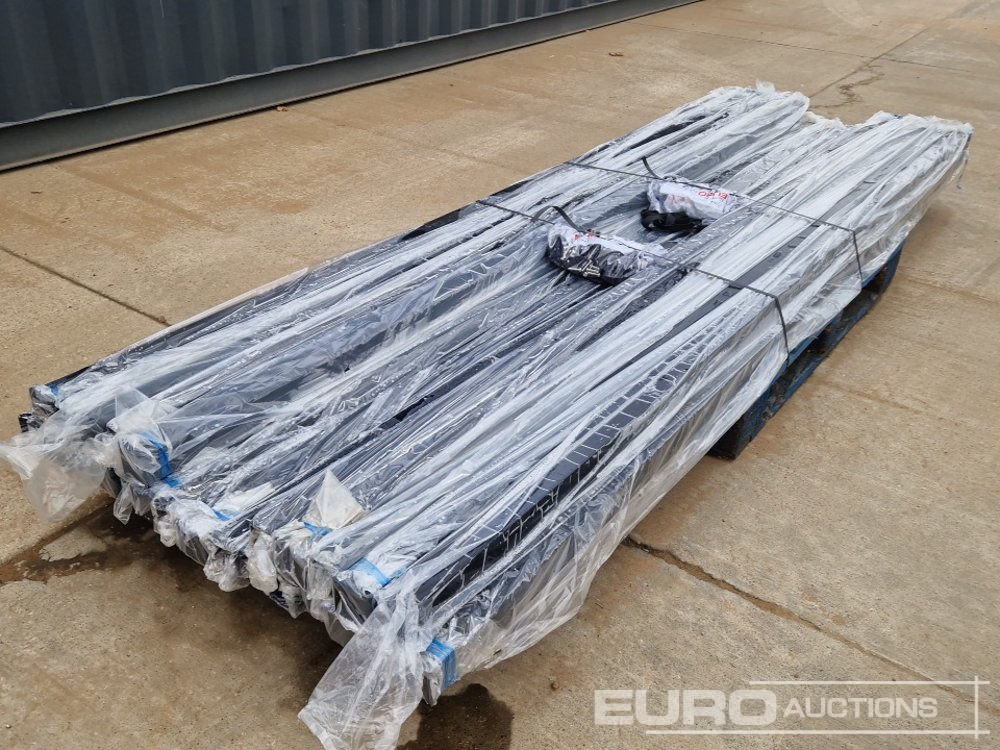 Construction equipment Unused Galvanised & Powder Coated Heavy Duty (5mm) Wire Mesh Fencing, 25 x H2.4m x W2.2m Panels, 26 x 60mm x 60mm x3m Posts, with Fittings (Black): picture 14