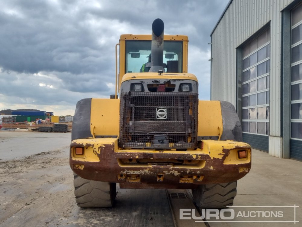 Volvo L110E - Wheel loader: picture 4 Volvo L110E - Wheel loader: picture 4