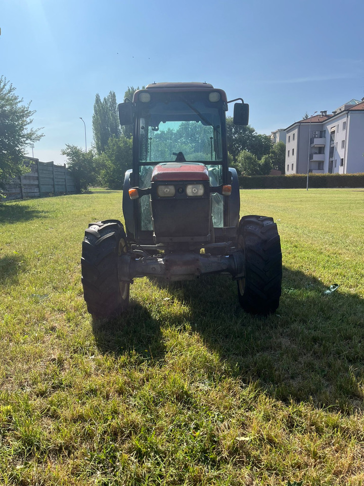 Trattore usato New Holland TNF90 - Farm tractor: picture 2 Trattore usato New Holland TNF90 - Farm tractor: picture 2