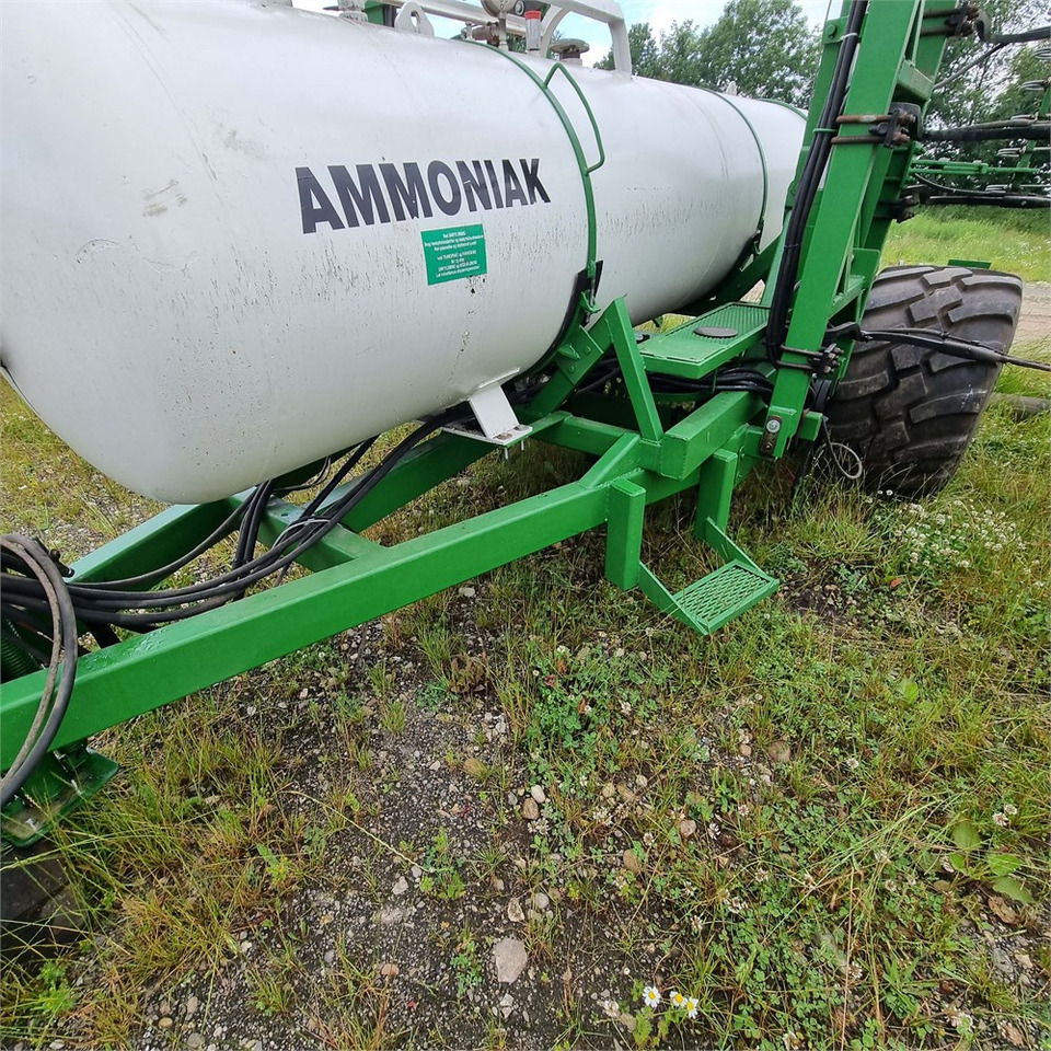 Trailed sprayer ABC 1800 / 4000 liter: picture 9