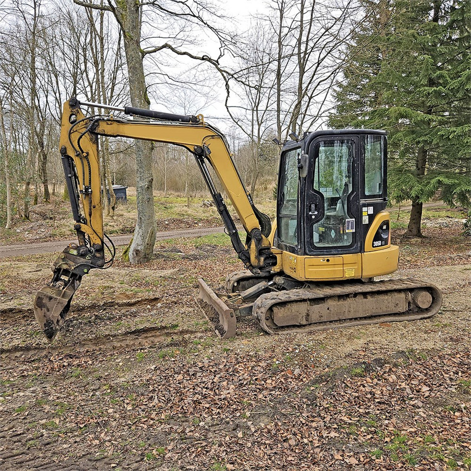 Caterpillar Cat 305D CR - Mini excavator: picture 3 Caterpillar Cat 305D CR - Mini excavator: picture 3