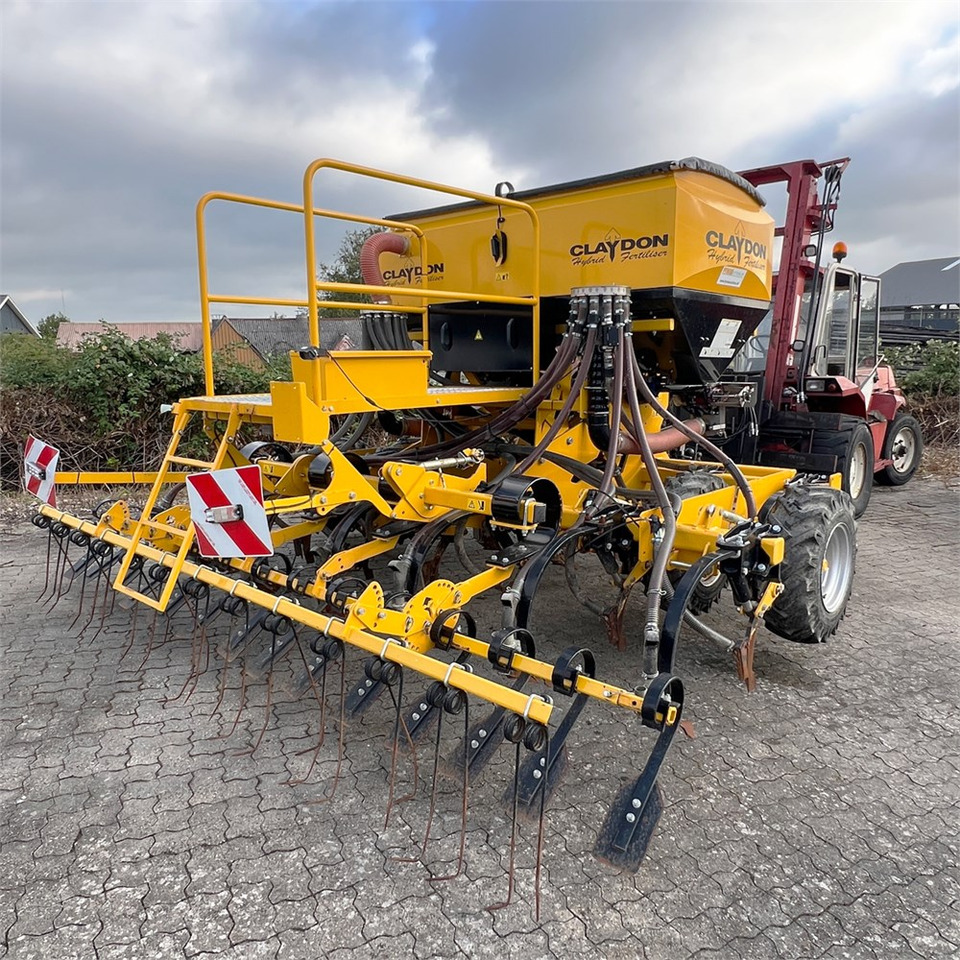 Claydon 4M Hybrid Fert - Sowing equipment: picture 2 Claydon 4M Hybrid Fert - Sowing equipment: picture 2