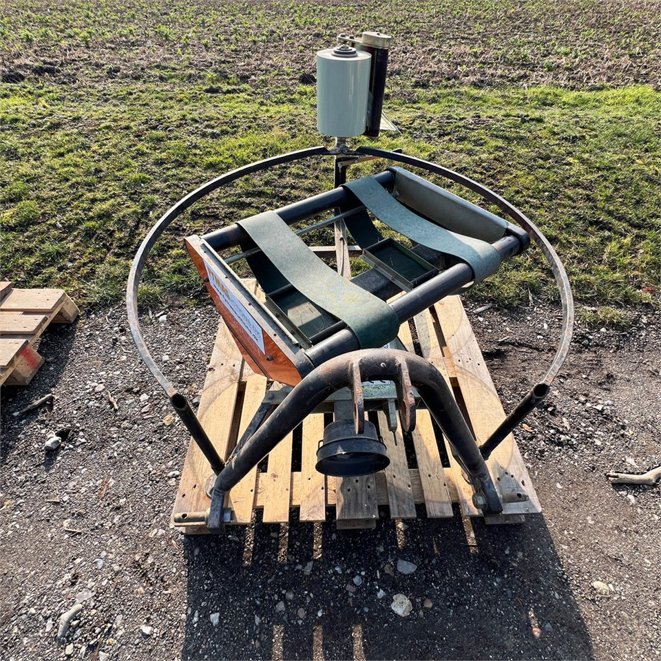 ...If the Make is not found, write wish in field Note W55 Miniwrapper - Hay and forage equipment: picture 4 ...If the Make is not found, write wish in field Note W55 Miniwrapper - Hay and forage equipment: picture 4