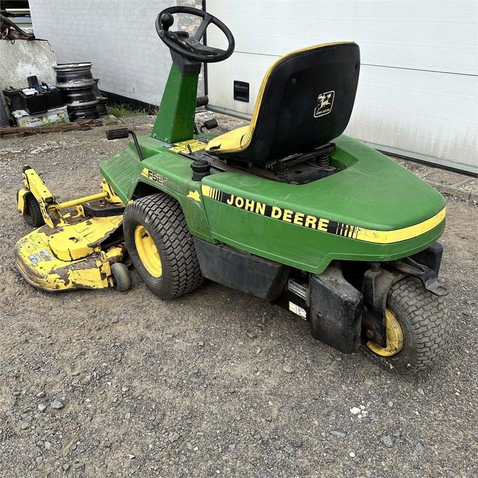 John Deere F525 FM - Garden mower: picture 3 John Deere F525 FM - Garden mower: picture 3