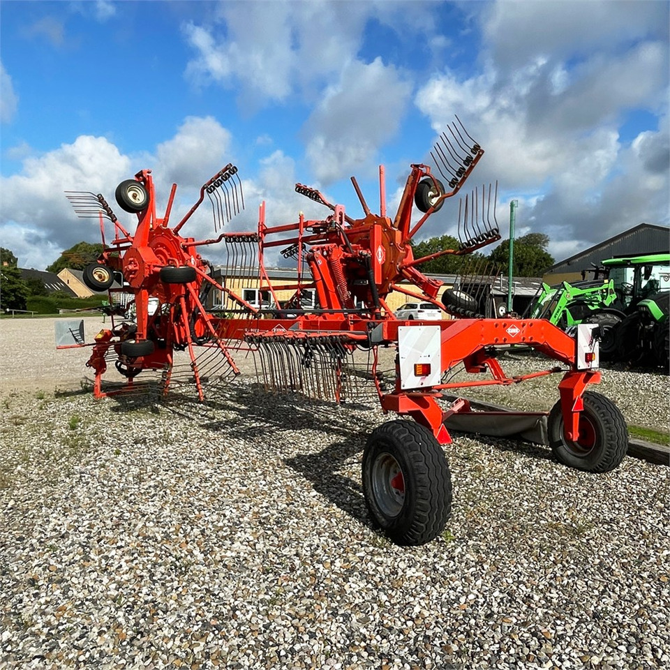 Kuhn GA8020 - Hay and forage equipment: picture 3 Kuhn GA8020 - Hay and forage equipment: picture 3