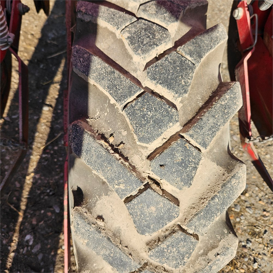 Lease a Kverneland Optima E-drive 8 Kverneland Optima E-drive 8: picture 32 Lease a Kverneland Optima E-drive 8 Kverneland Optima E-drive 8: picture 32