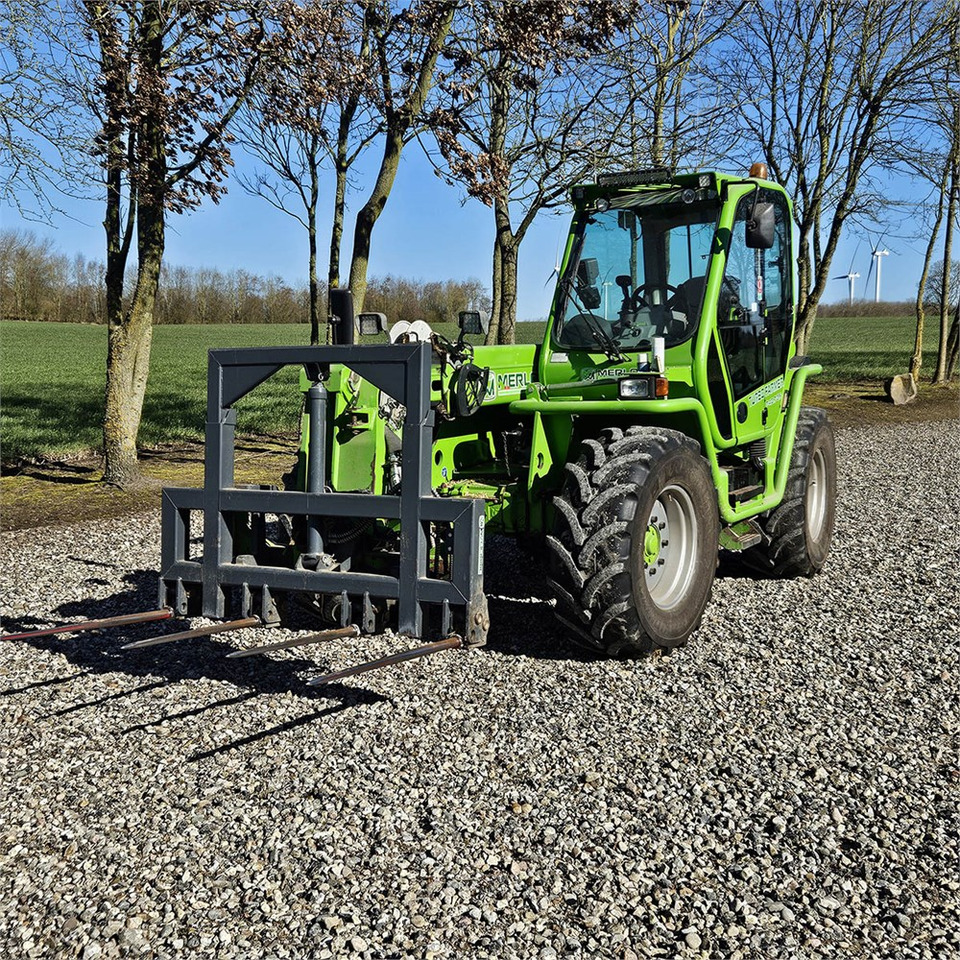 Merlo TURBO FARMER P40.7CS - Telescopic handler: picture 3 Merlo TURBO FARMER P40.7CS - Telescopic handler: picture 3