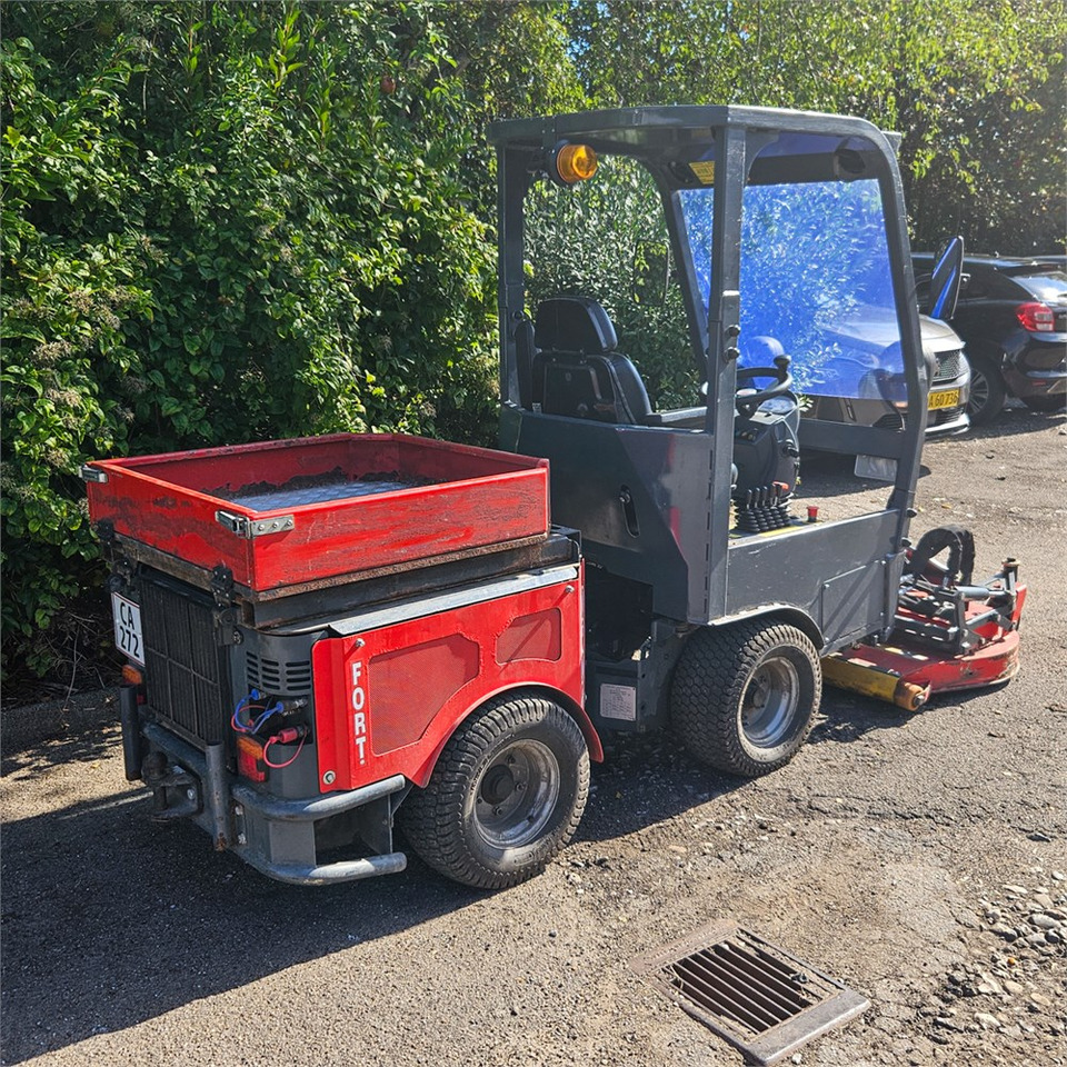 Fort MPM 30 D - Municipal/ Special vehicle: picture 4 Fort MPM 30 D - Municipal/ Special vehicle: picture 4