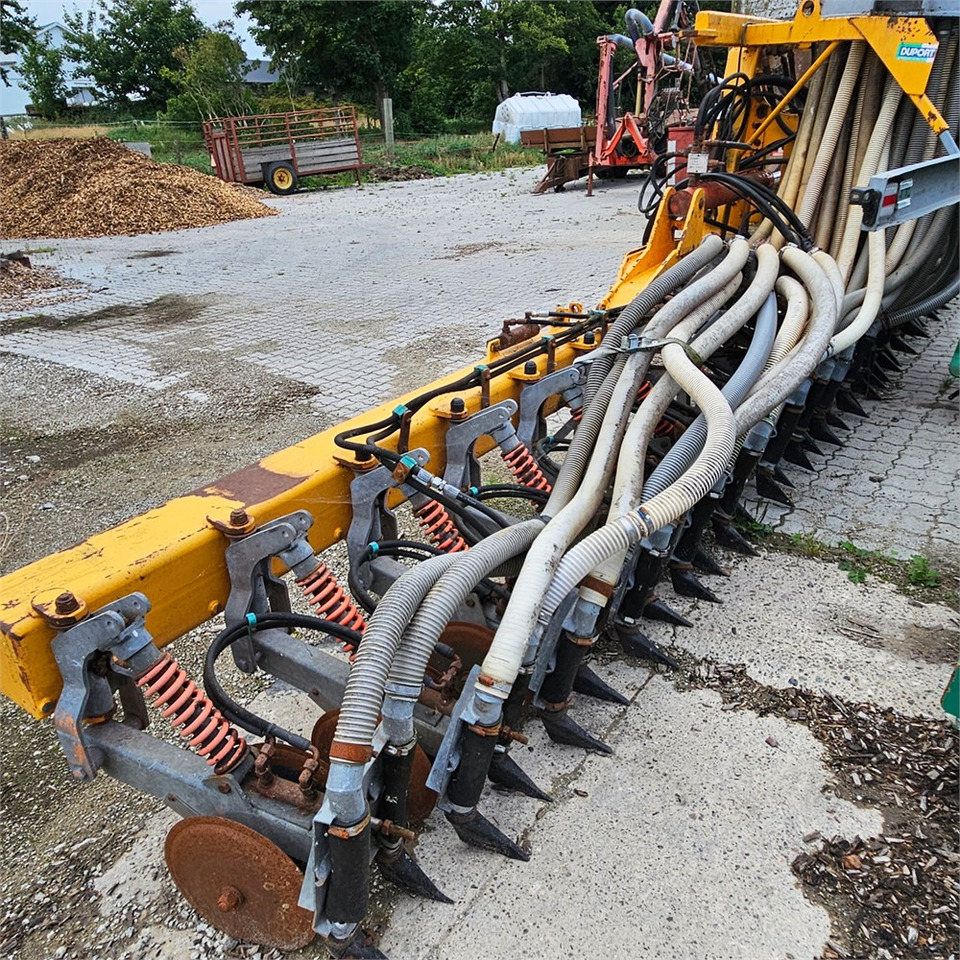 ..Select Make L 4450 - Fertilizing equipment: picture 4 ..Select Make L 4450 - Fertilizing equipment: picture 4