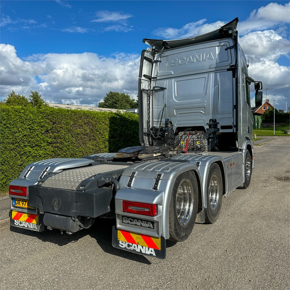 Scania R530 (A6X2NB) - Tractor unit: picture 5 Scania R530 (A6X2NB) - Tractor unit: picture 5