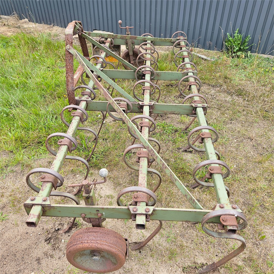 Unknown 4 trins harve - Cultivator: picture 1 Unknown 4 trins harve - Cultivator: picture 1
