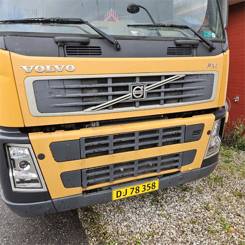 Box truck Volvo FM: picture 23