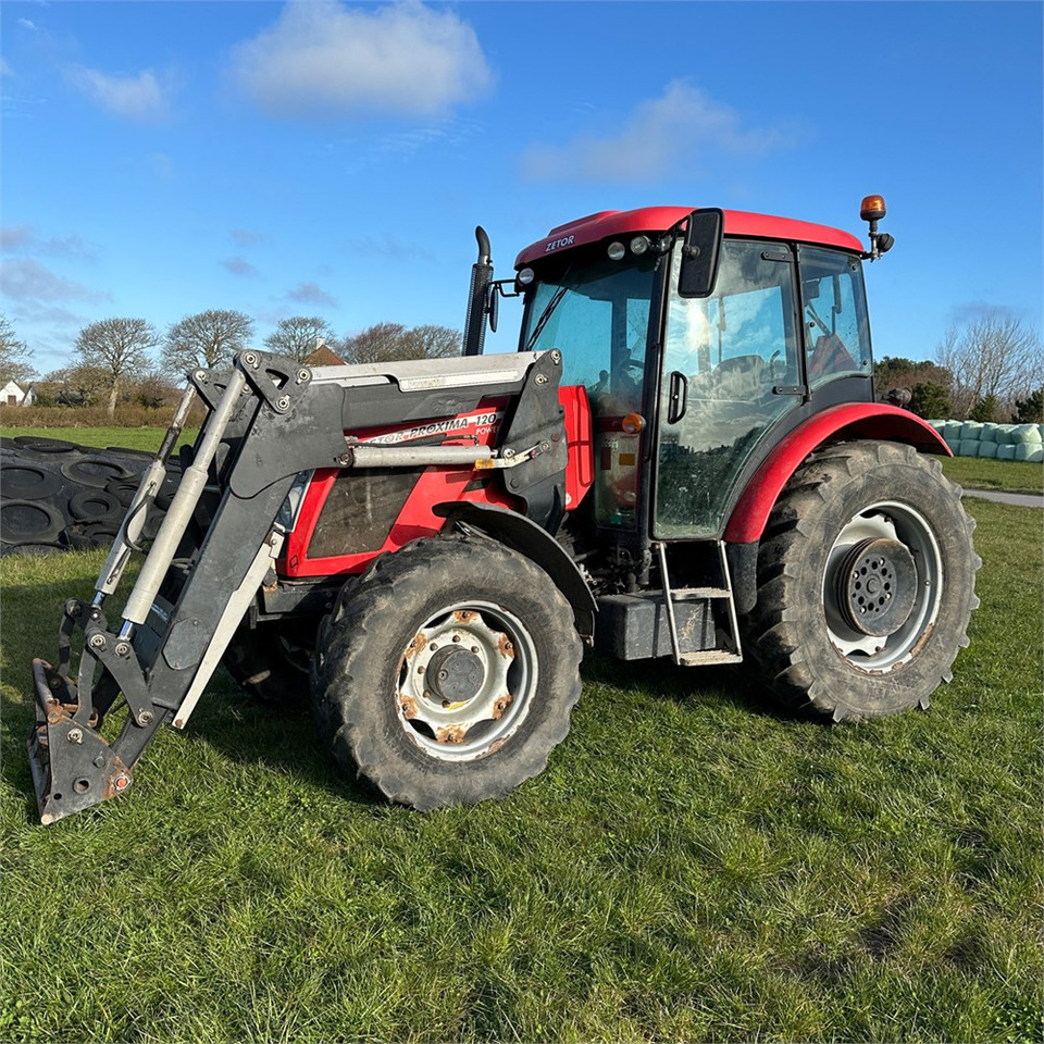 Zetor PROXIMA POWER 120 - Farm tractor: picture 1 Zetor PROXIMA POWER 120 - Farm tractor: picture 1