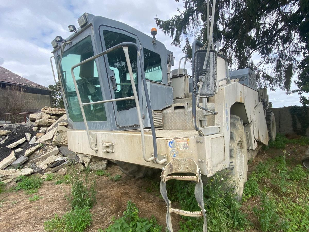 WIRTGEN WR 2400 - Soil stabilizer: picture 2 WIRTGEN WR 2400 - Soil stabilizer: picture 2