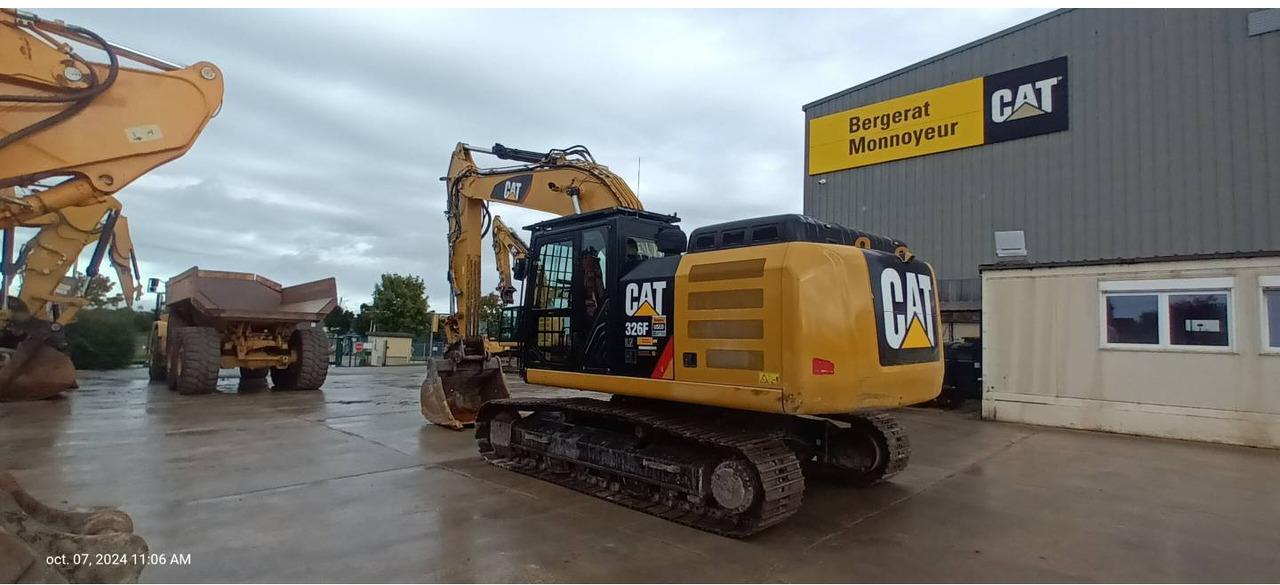 CAT 326F - Crawler excavator: picture 4 CAT 326F - Crawler excavator: picture 4